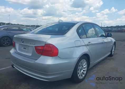 2009 BMW 328I xDrive z USA, uszkodzony, nr VIN WBAPK535X9A510079